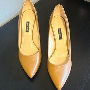 Nine West Women's Brown Heels